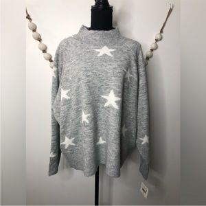 Soft Crewneck Knit Sweater Plus Size 3X Light Gray with White Star Pattern